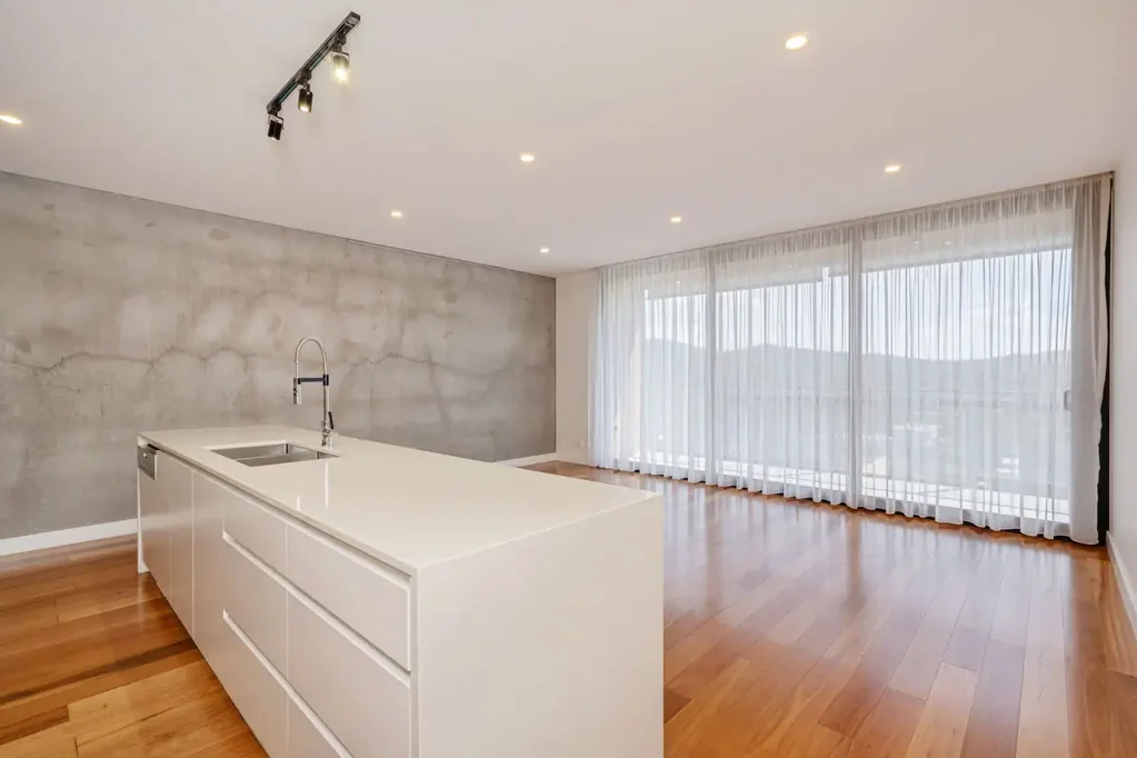 Large, High End Three Bedroom Apartment