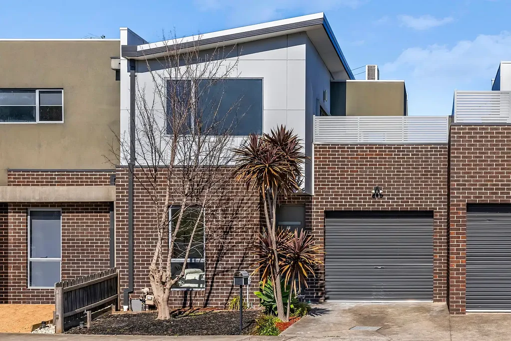 99 Queens Parade, Fawkner, VIC 3060