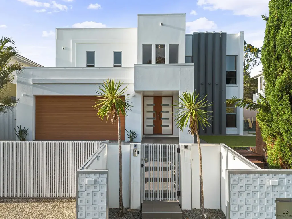 23 Nelson Place, Carindale, QLD 4152