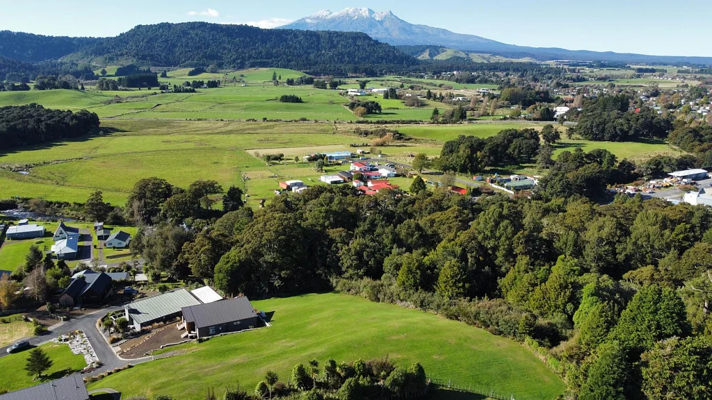 Ohakune  Reaching the higher ground