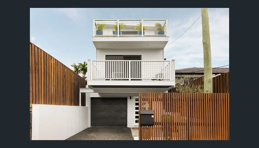Executive Tri-Level Living - Solar Powered, Self-Contained & Rarely Available