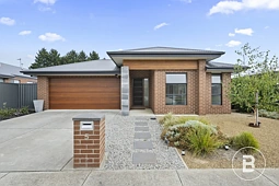 5 Flewin Avenue, Miners Rest