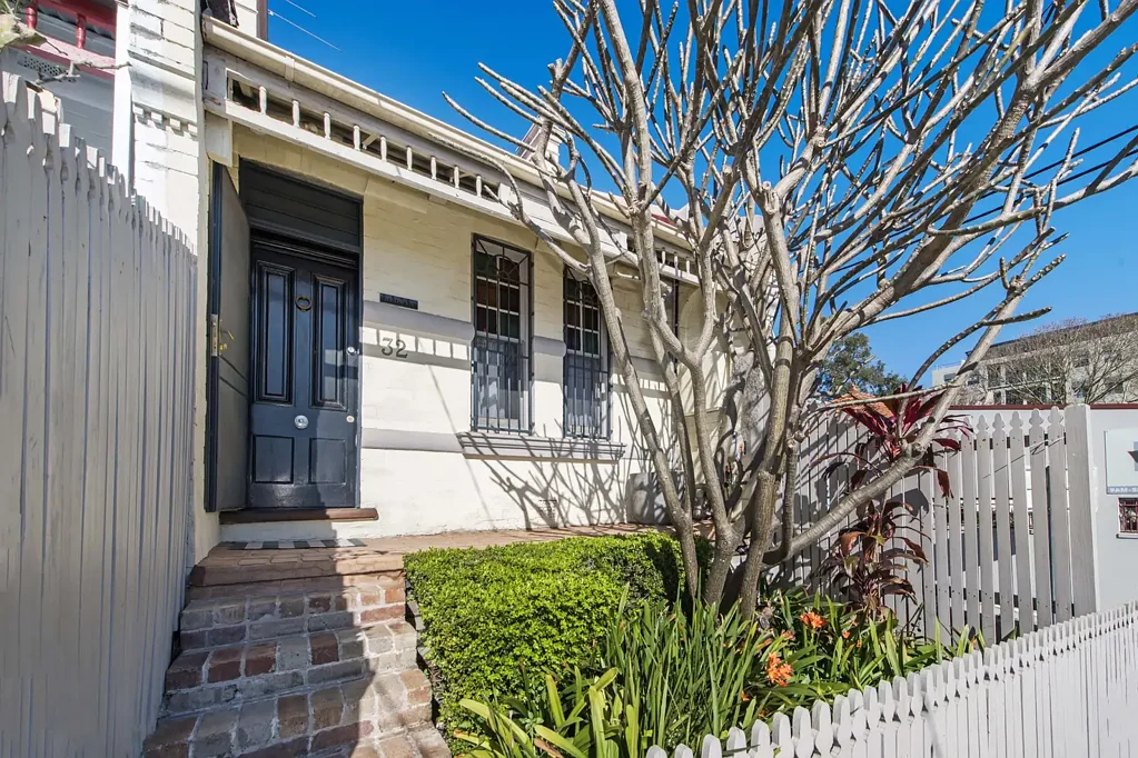 Classic terrace in an ultra-convenient location