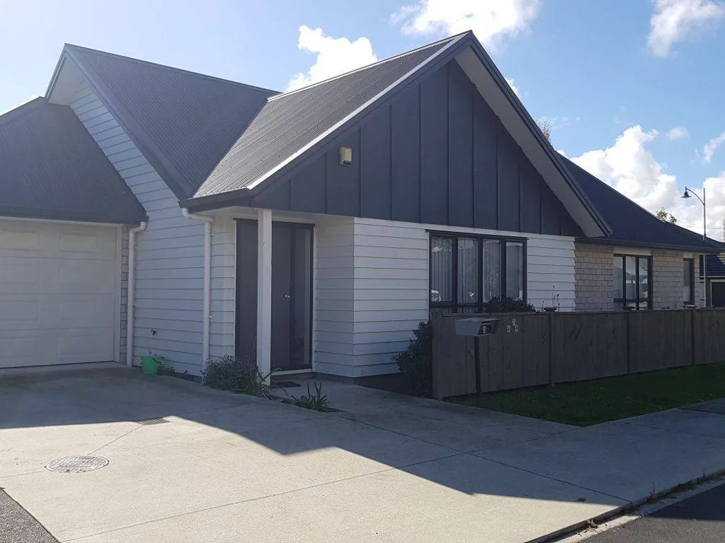 Takanini - 4 Bedroom Modern Family Home
