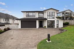 21 Ascension Crescent, Orewa