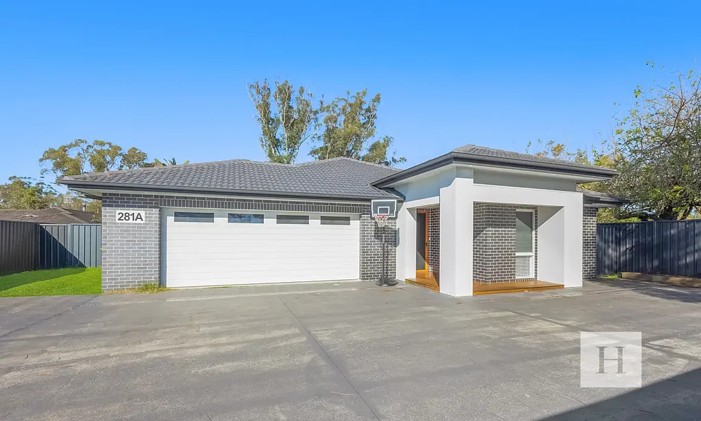 Cooranbong 5غرفة نوم Modern Family Living On A Massive Block - Space And Style!