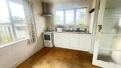 PAPAKURA, 3 BEDROOMS
