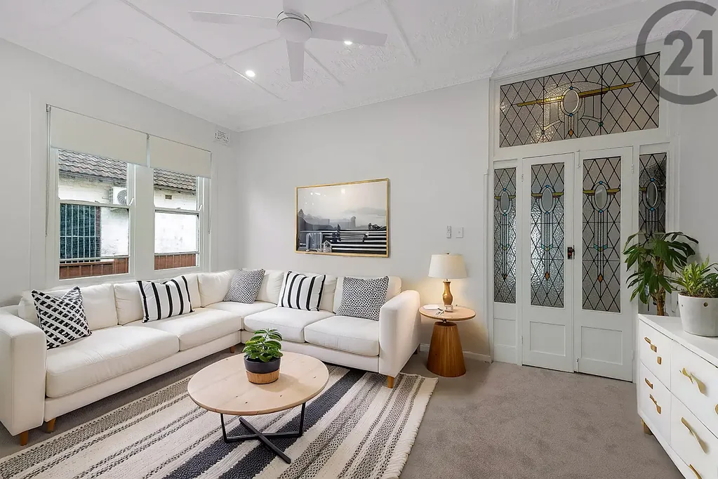 Character Charm Meets Modern Luxury: Premium 3-Bed Family Home - Open Tuesday & Thursday