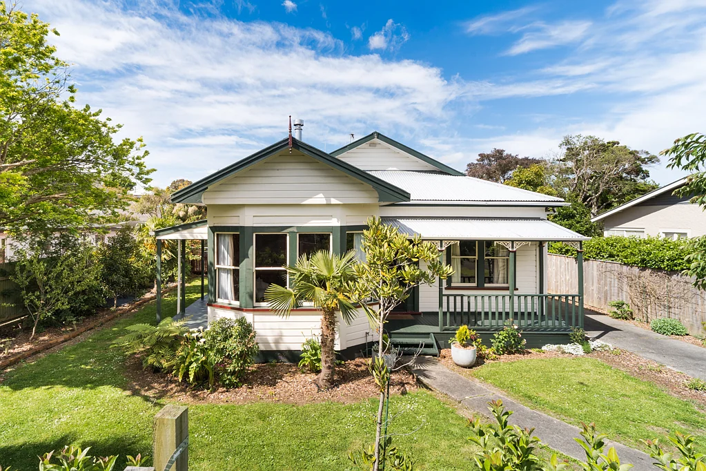 16 Margaret Street, Roslyn, Palmerston North, Manawatu-Wanganui