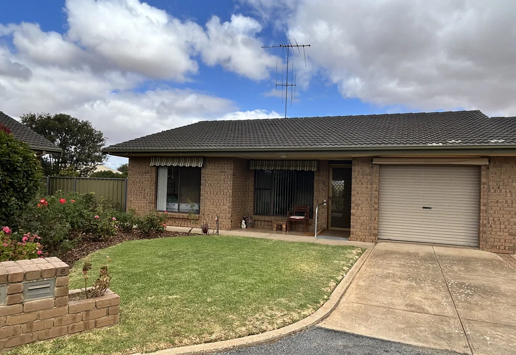 Balaklava 2 Bedroom Charles Street Unit