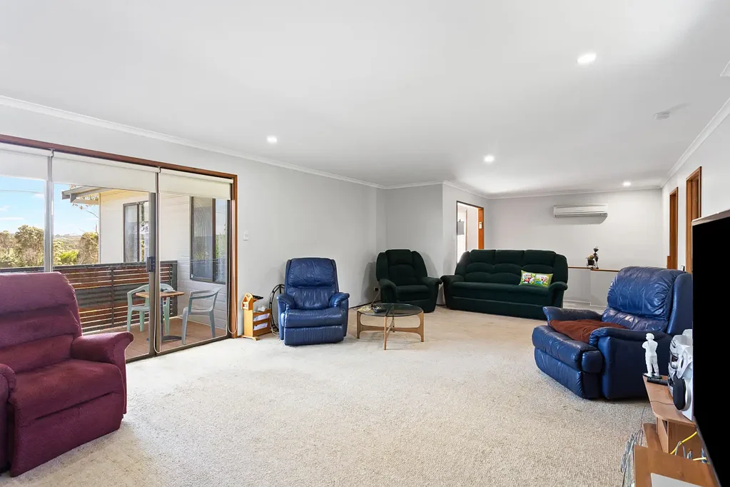 Inverloch 4房  25 Wonthaggi Road, INVERLOCH, VIC 3996