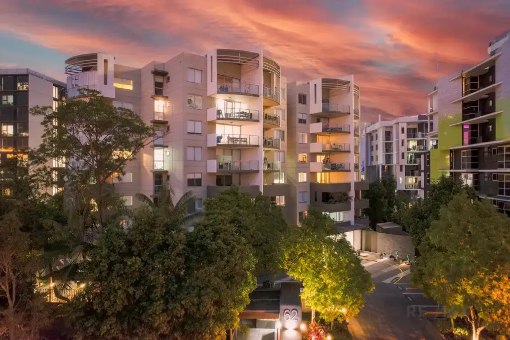 South Brisbane 2침실 Well-presented Two Beds, Stunning Urban Lifestyle in South Brisbane