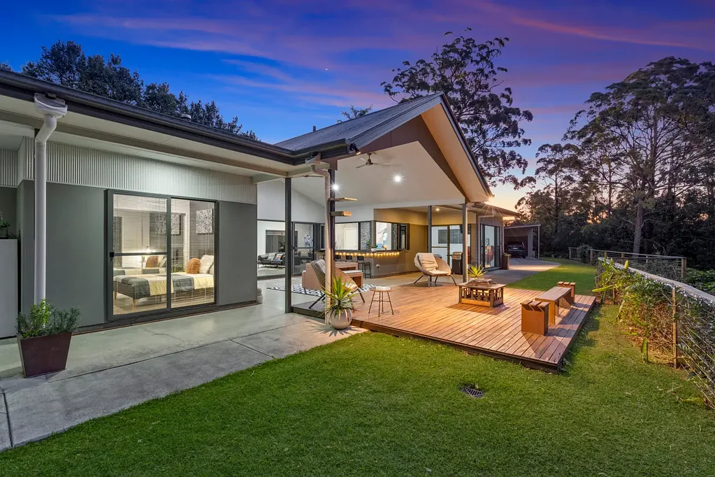 Wongawallan 4房  Single Level Family Living on Over 3 Acres!