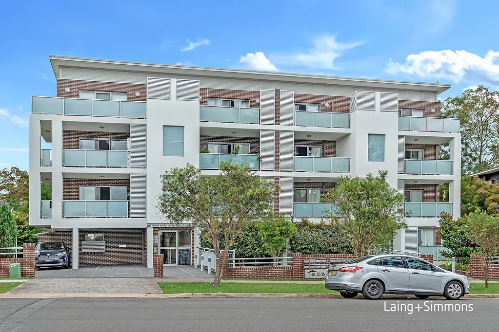 Spacious 2-Bedroom Apartment in a Convenient Guildford Location