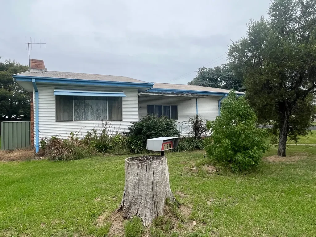 128 Dalgarno Street, Coonabarabran, NSW 2357