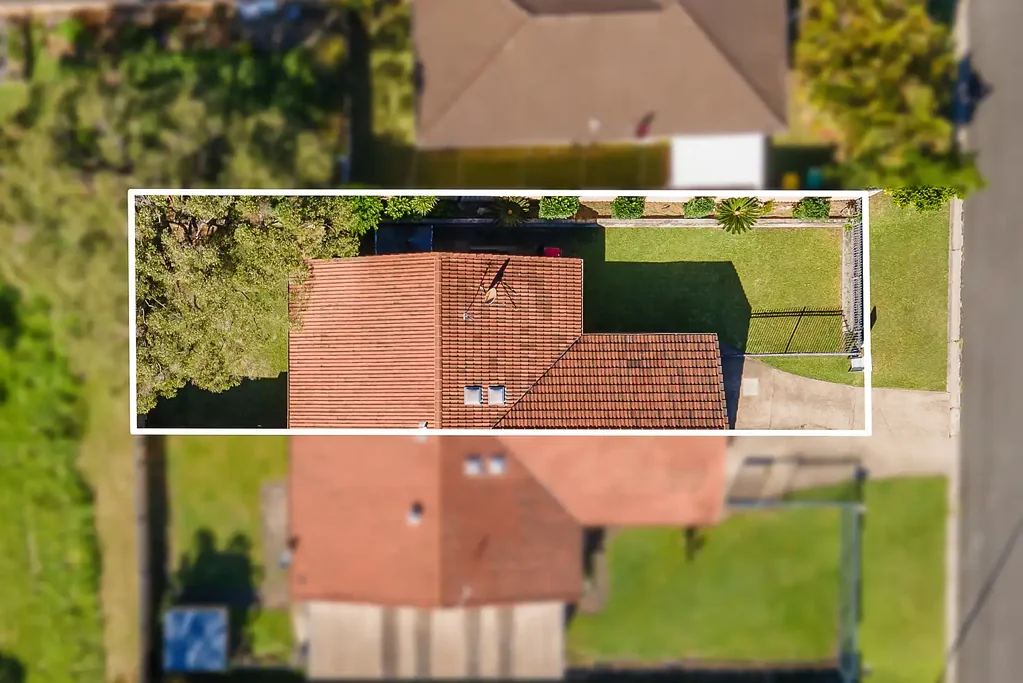 Southport 2房  Low Maintenance Duplex in Convenient Southport Location