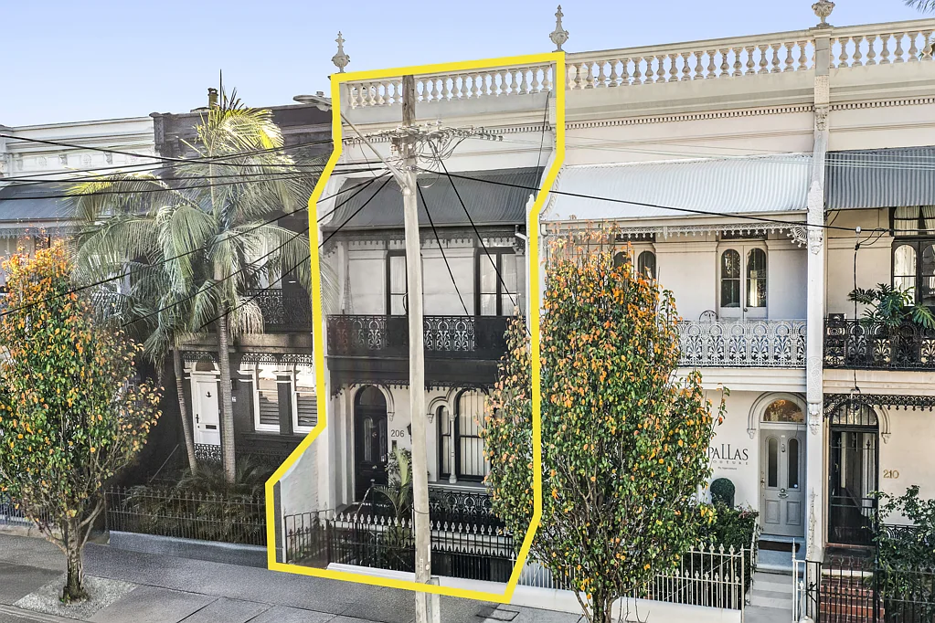 Paddington 5 Slaapkamer North-Facing Terrace in the Heart of Paddington Village - First Time Offered in 37 Years
