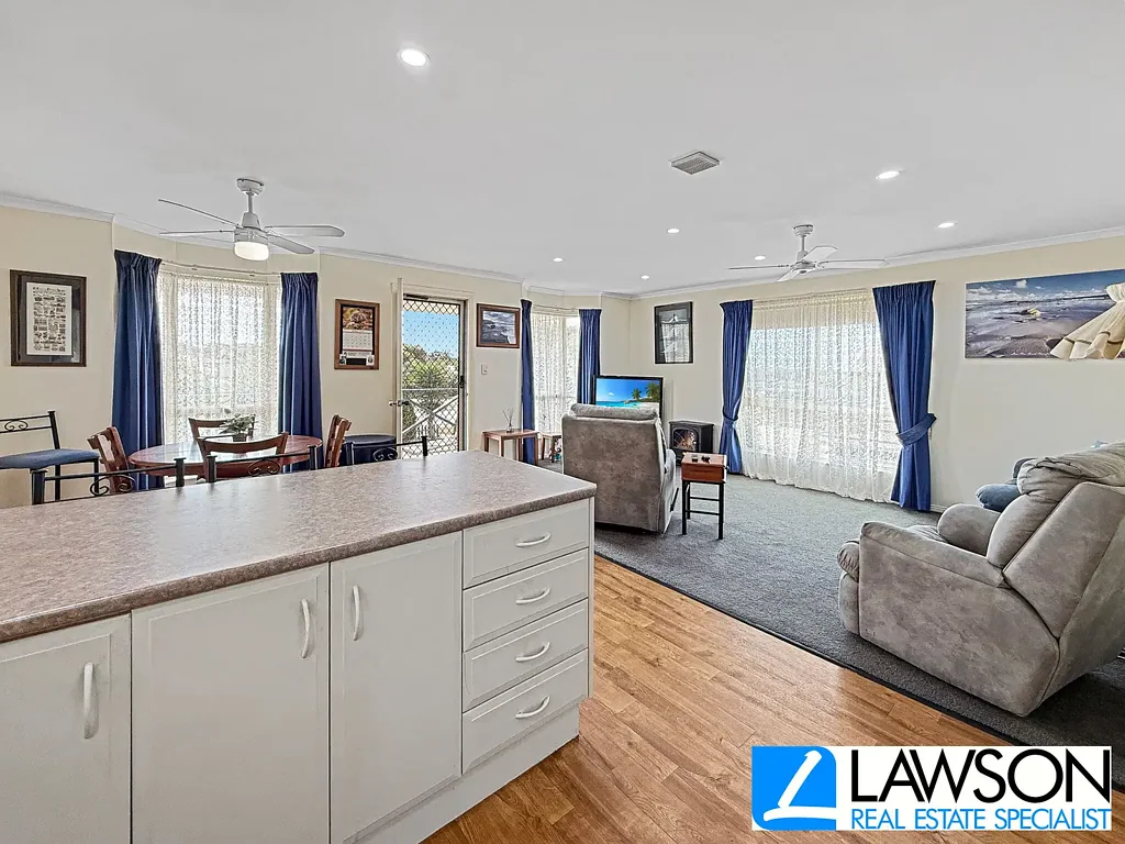 Arno Bay 3Habitaciones Coastal Charm Meets Unbeatable Value