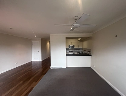 2/22 Churchill Circuit, Hamilton, Newcastle, 3房, 2浴, Townhouse