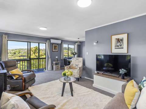 Whitby 3房  THE PERFECT FIRST HOME ! BEO $769,000