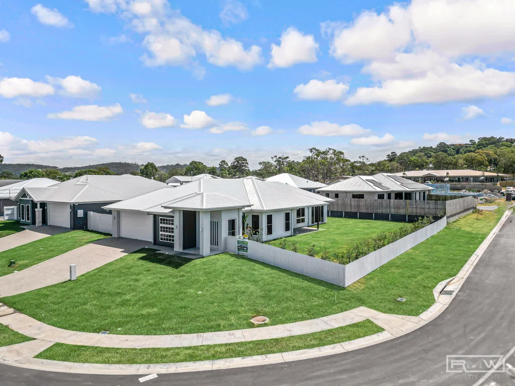 6 Milos Street, Taranganba, QLD 4703