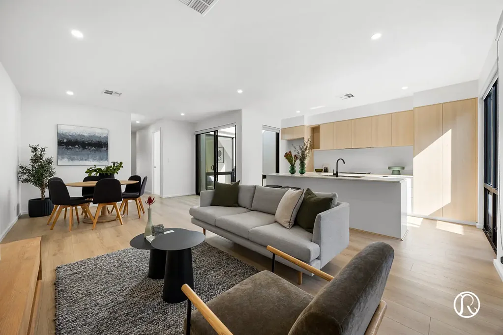 Campbelltown 3બેડરૂમ Contemporary Style, Convenient Living