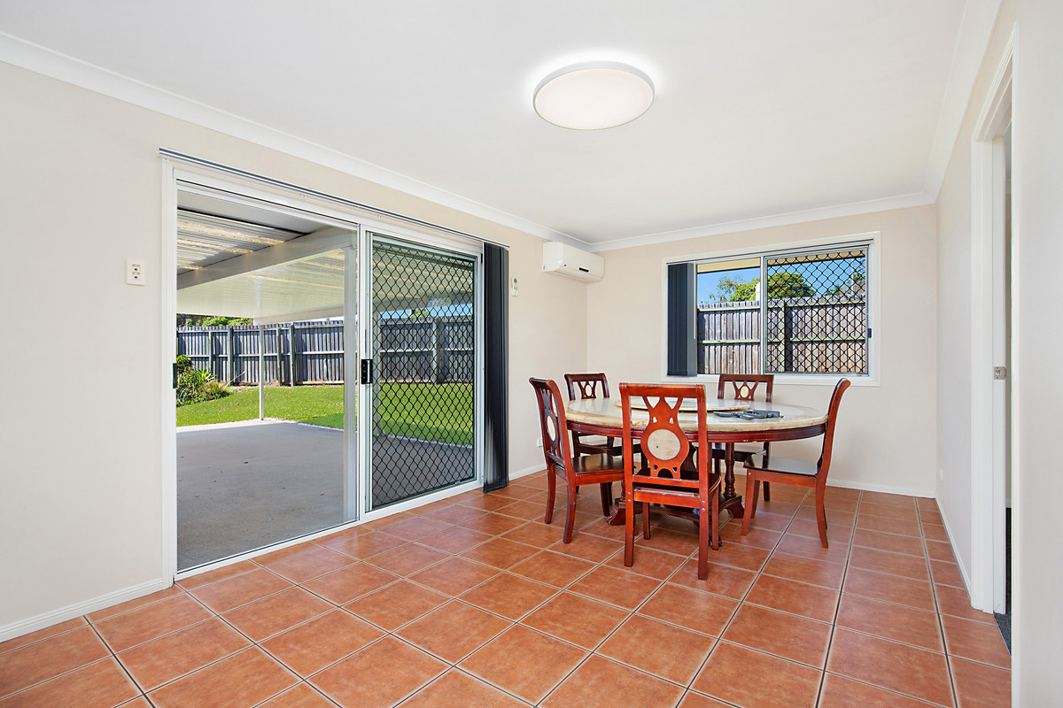 10 PAROO PL, HILLCREST QLD 4118, 0 غرف, 0 حمامات, House