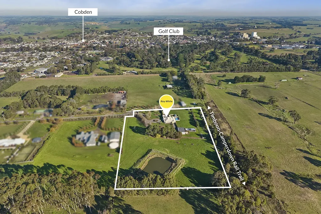 Cobden 4 Slaapkamer The Ultimate in Lifestyle Living