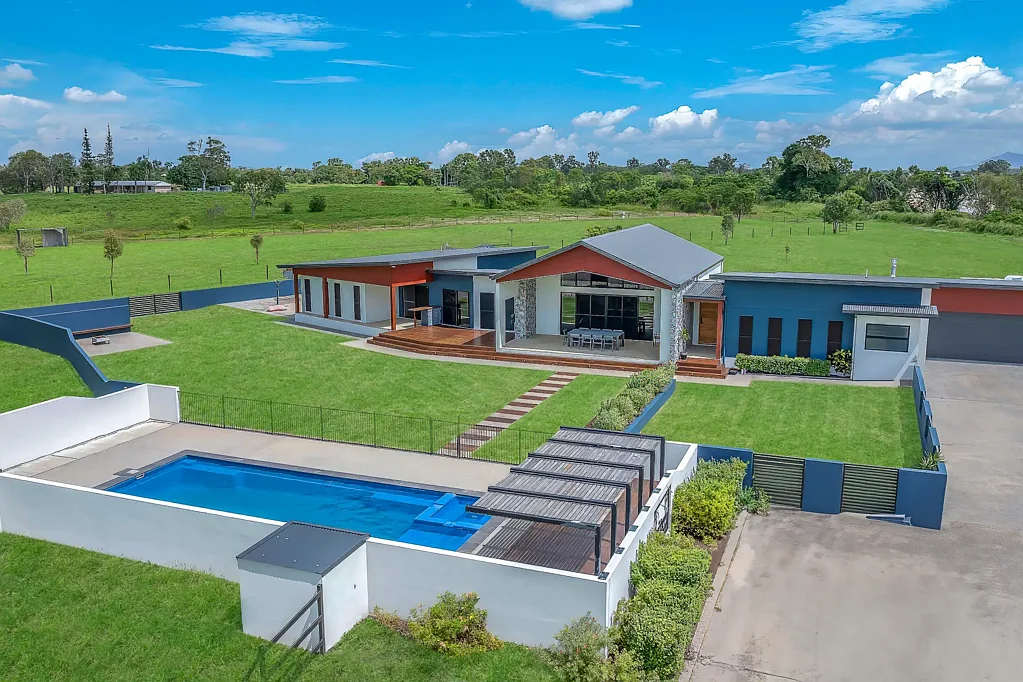 Bowen 5房  Sophisticated Farmhouse with a Whitsunday Lifestyle