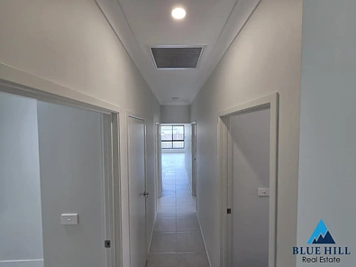 2/9 Millhouse Close, Farley, NSW 2320, 3房, 2浴, Apartment