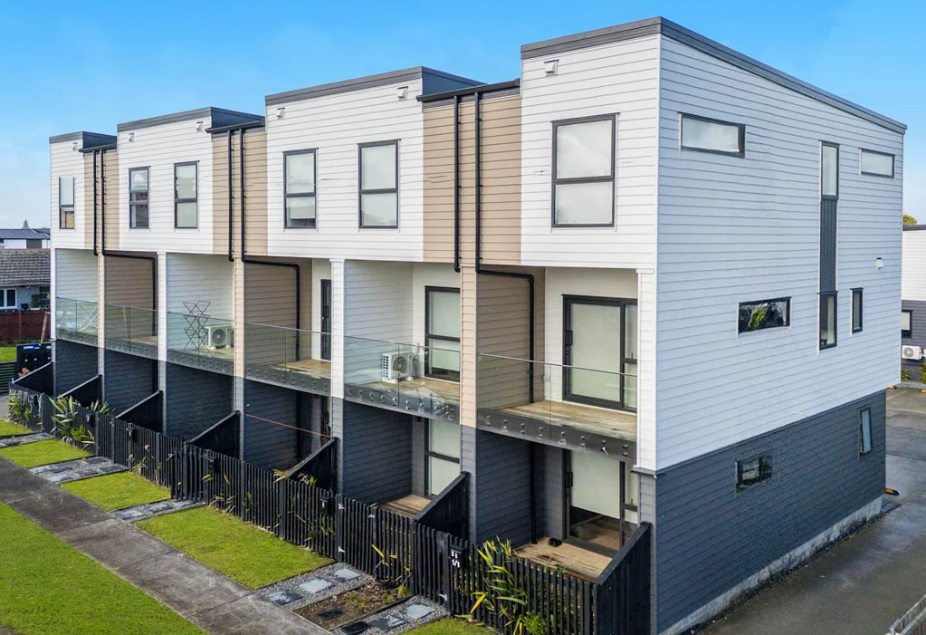Mangere 2房  Brand New Designer Terrace Homes