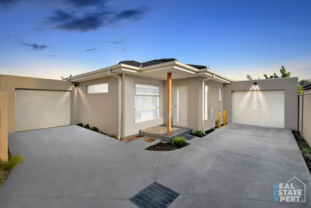2/50 Ivan Crescent, Hampton Park, VIC 3976