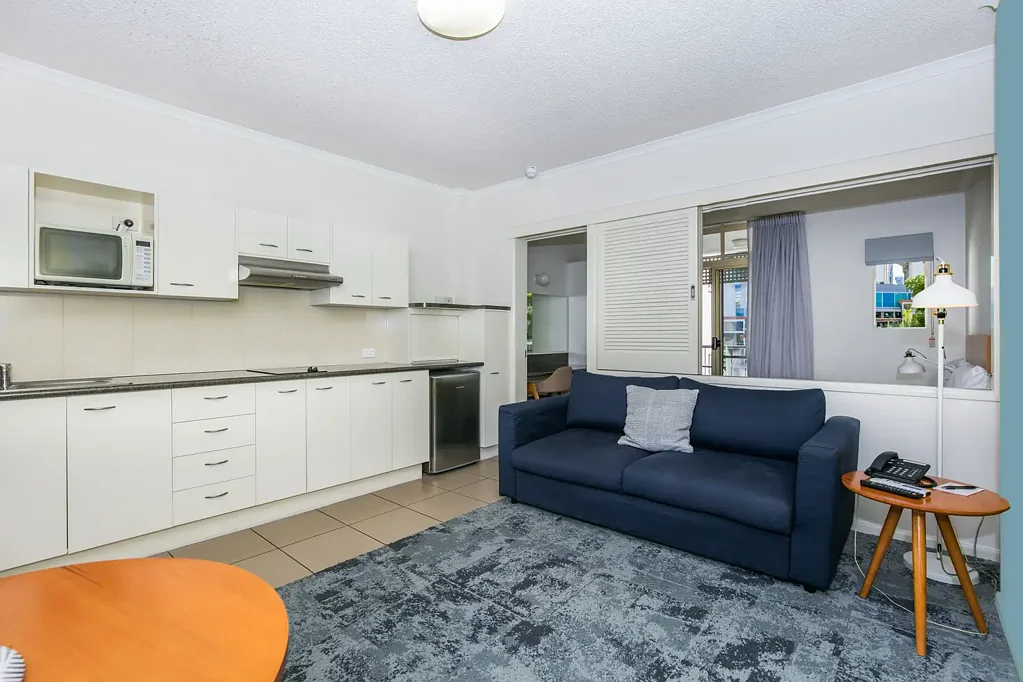 236/85 Deakin Street, Kangaroo Point, QLD 4169