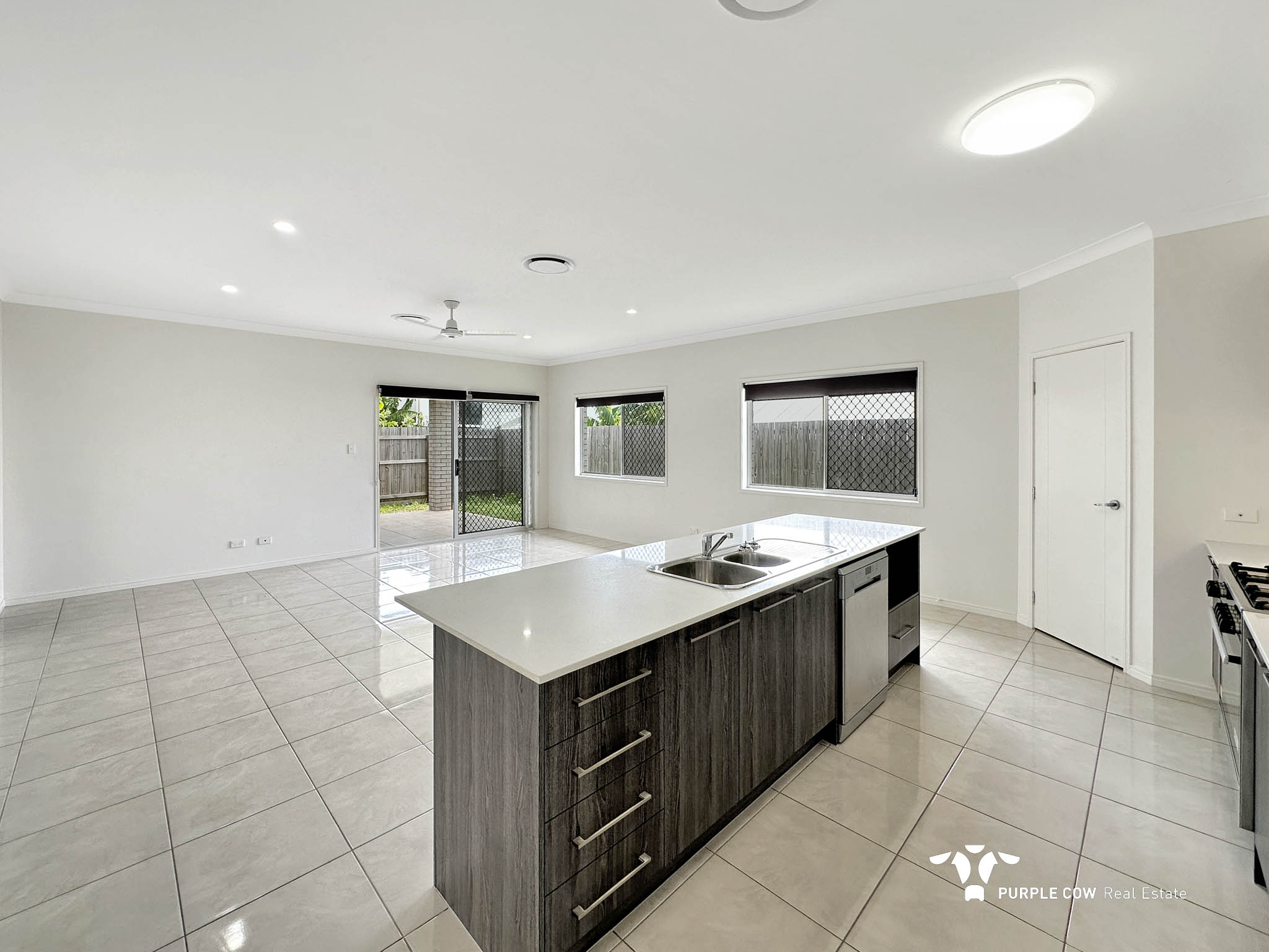 22 BARRATTA ST, SPRING MOUNTAIN QLD 4300, 0 phòng ngủ, 0 phòng tắm, House