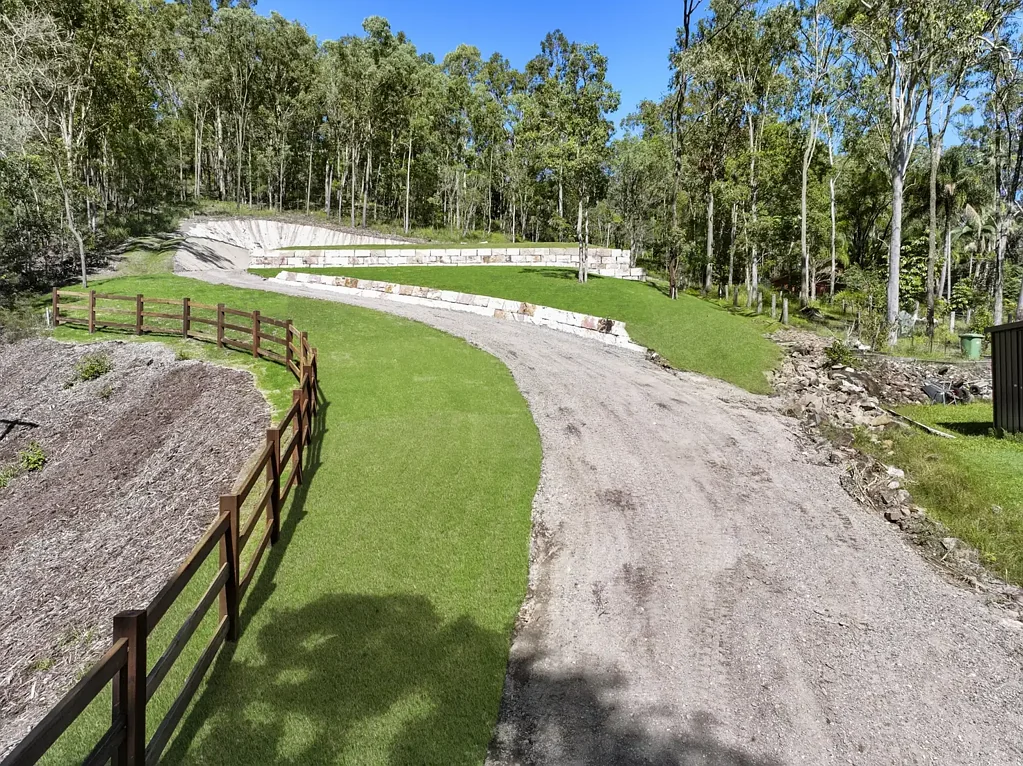 5 Mount Olive Court, Mudgeeraba, QLD 4213