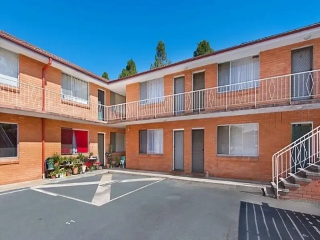 9/10 Macquoid Street, Queanbeyan, NSW 2620
