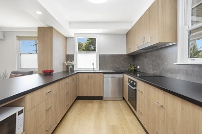 8 LORETTA AV, COMO NSW 2226, 3 Schlafzimmer, 2 Badezimmer, House