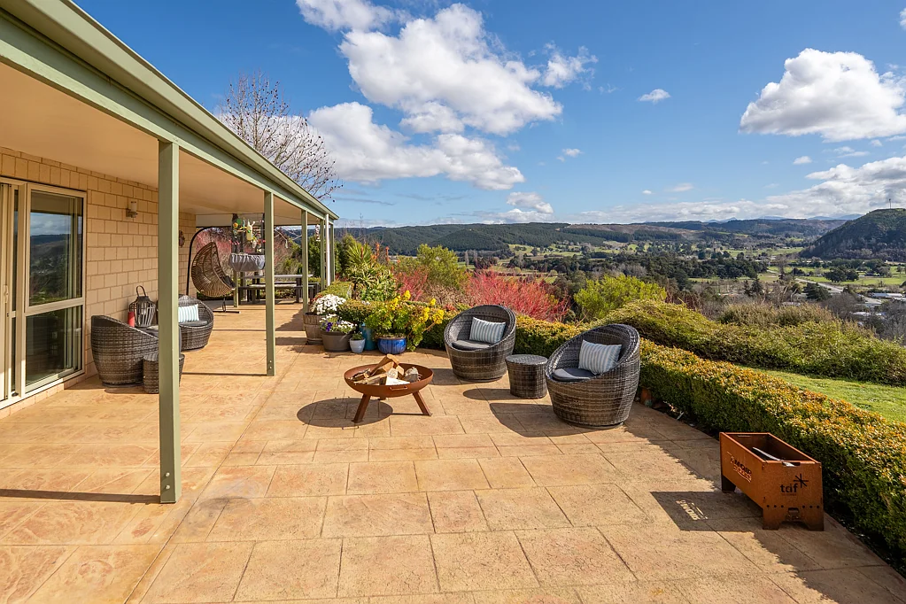 Wakefield 5房  Escape to the country, 5 beds and a great shed!