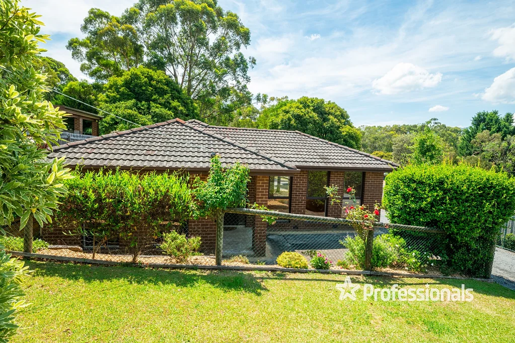 19 Greenwood Drive, Launching Place, VIC 3139