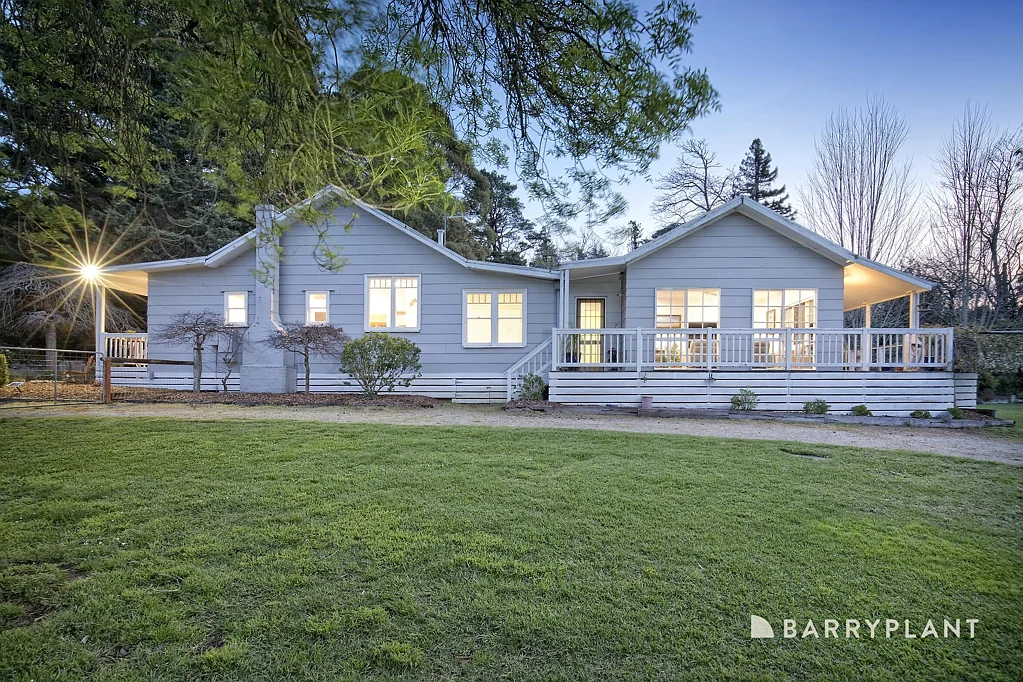 55 Emerald Monbulk Road, Emerald, VIC 3782