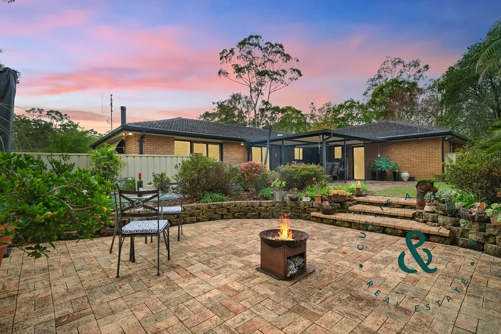 Medowie 4房  Beautifully presented family home on one acre