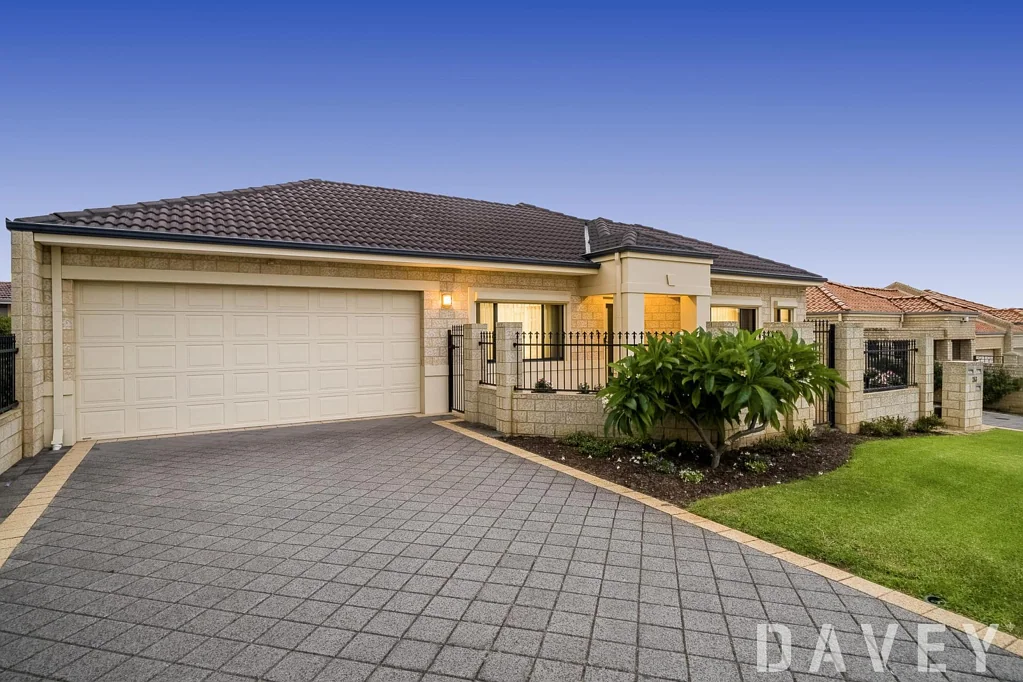 Tuart Hill 3chambre Stylish, Spacious & Ready to Impress!