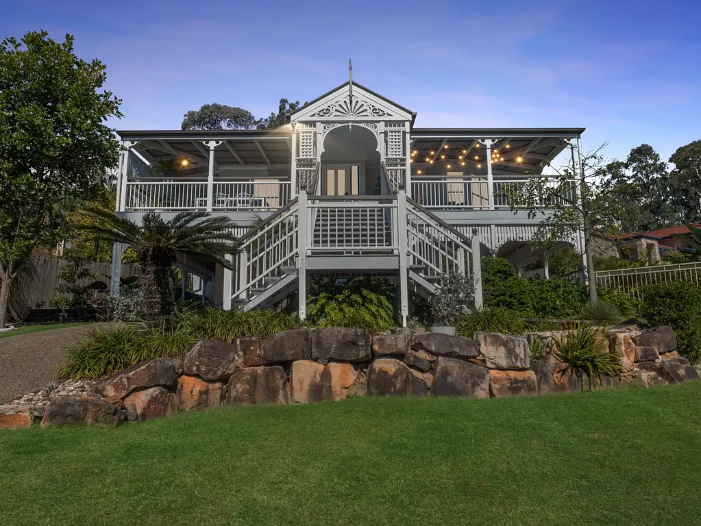 4 Dellwood Court, Ferny Hills, QLD 4055