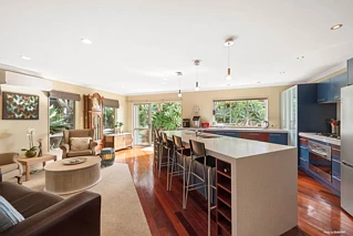 7 Trotting Terrace, Albany, North Shore City, Auckland