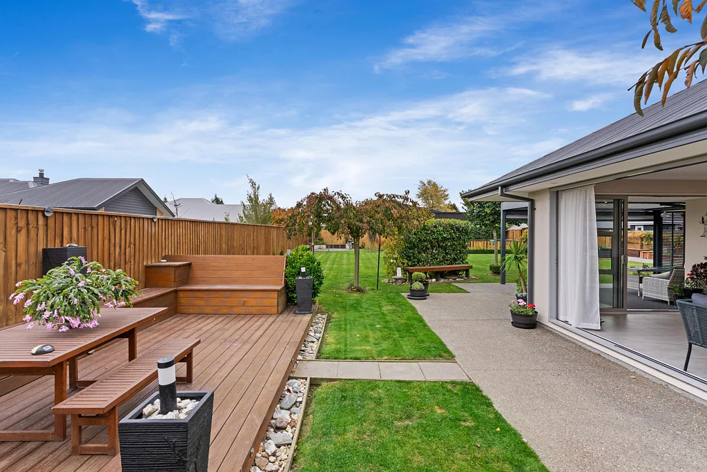 Rolleston 4部屋 Space, style and triple car garaging