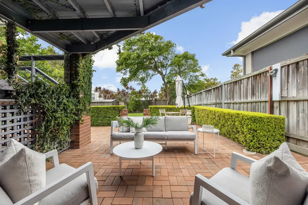 Cabarita 3Zimmer Stunning family home on a prestigious bayside parcel