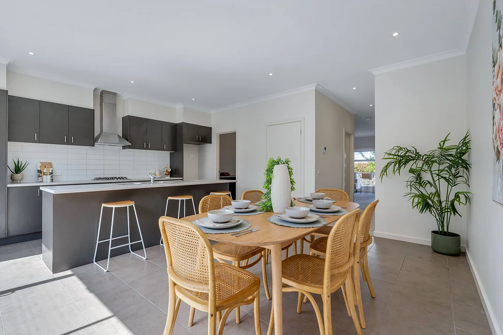 29 Kirkstead Grove, Craigieburn, VIC 3064