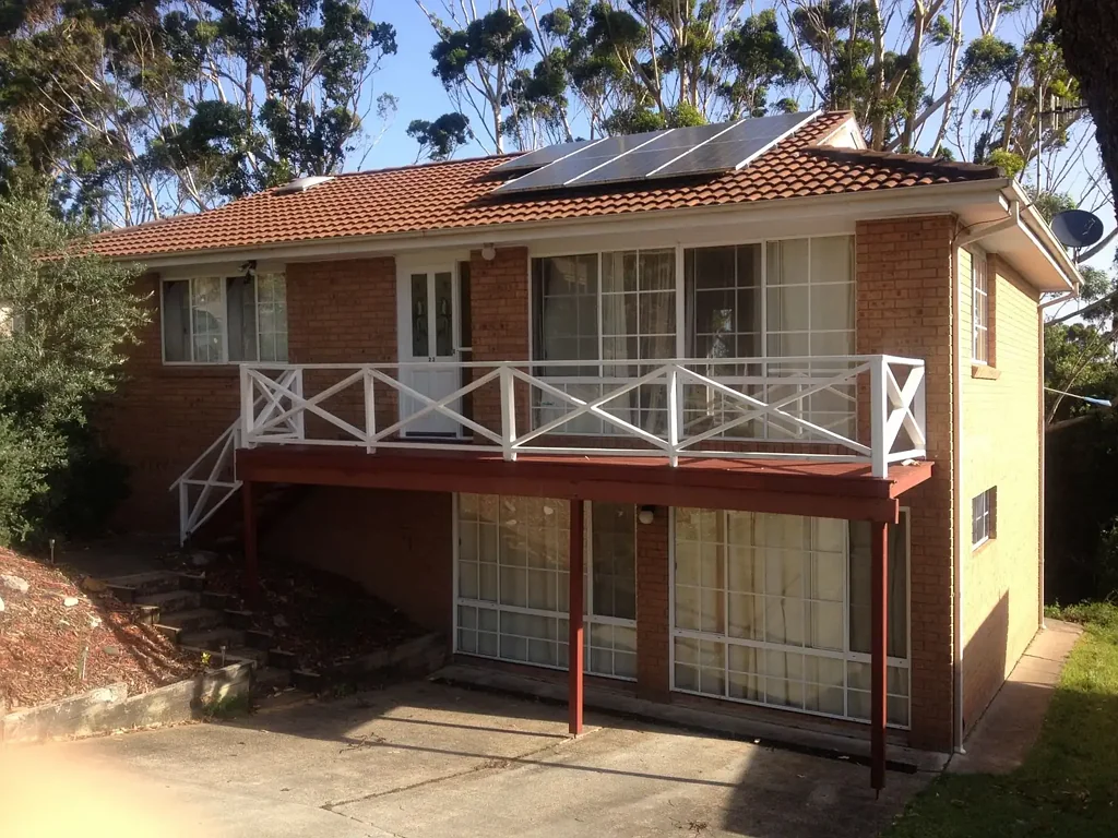 Bright and Sunny 3 Bedroom House (Duplex)