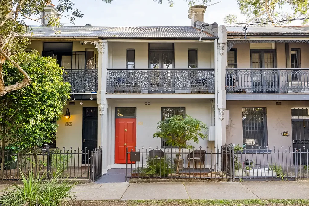 Alexandria 3कमरा Characterful terrace in leafy parkside setting