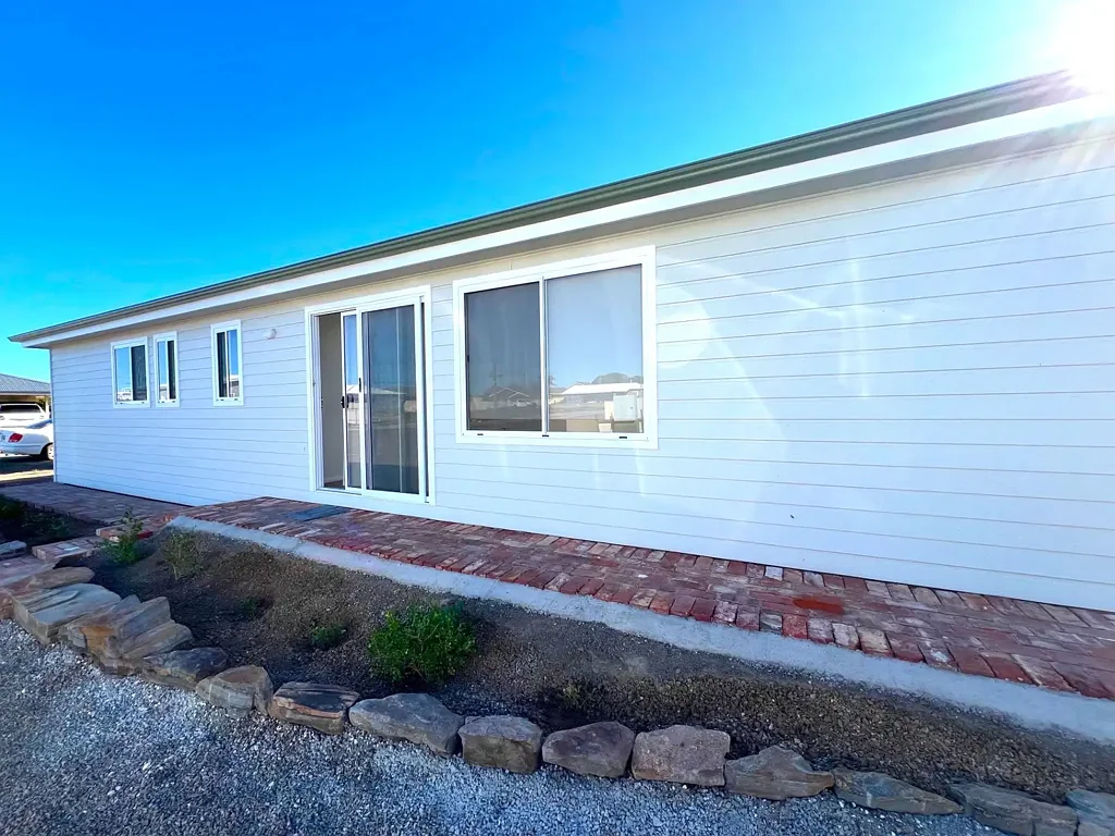 Brand new 3 bedroom home minutes from the beach